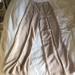 Loose super high rise pants